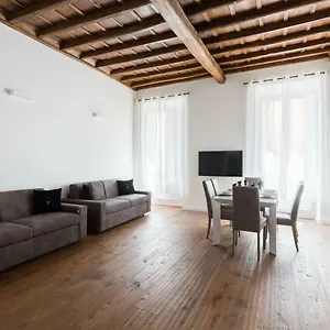 Appartement A World Aparts - 104 Frattina Italie